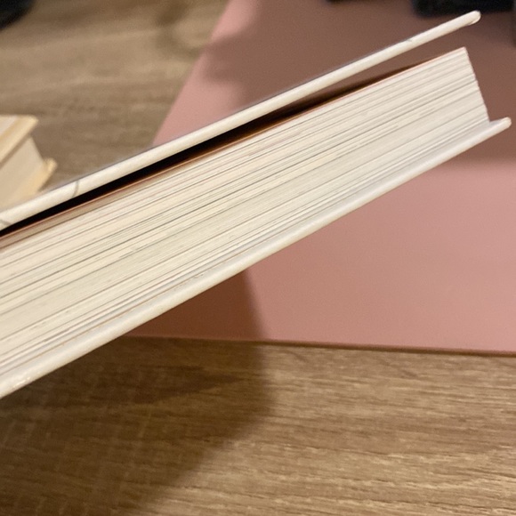 Bundle of 2 hardbacks - Picture 4 of 8